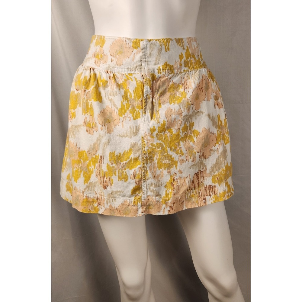 Old Navy Linen Blend Floral Mini Skirt Mustard Yellow Preppy Coastal 10